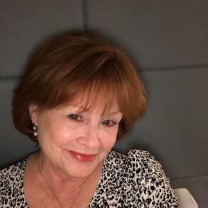 Meet your Posher, Cynthia